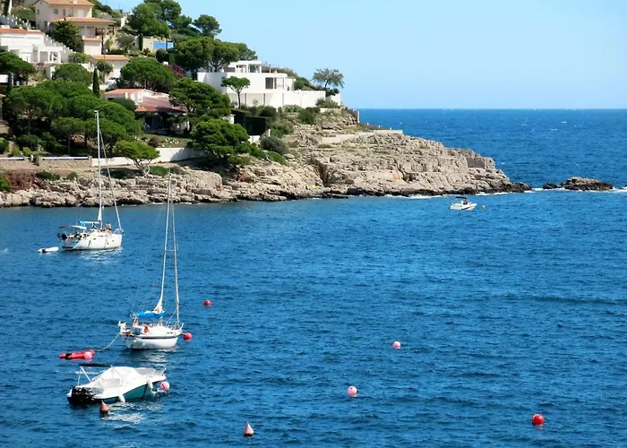 Apartment Riells Platja By Interhome *